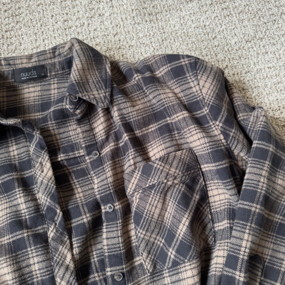 nuuds Boyfriend Flannel in Black / Mocha - Picture 4 of 4